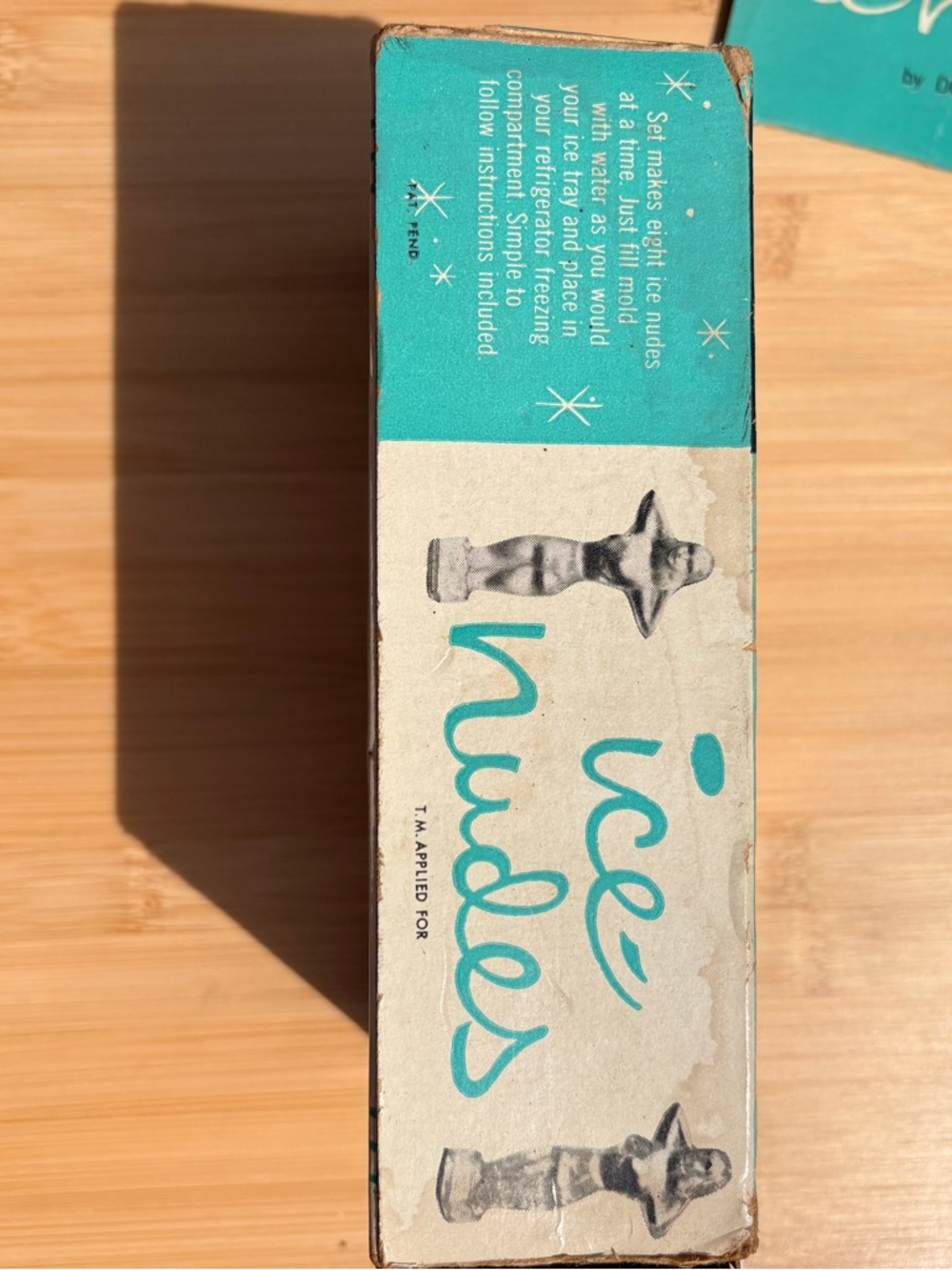 VTG ice nudes Teal Box - Novelty Ice Cube Mold Set - Picture 9 of 11